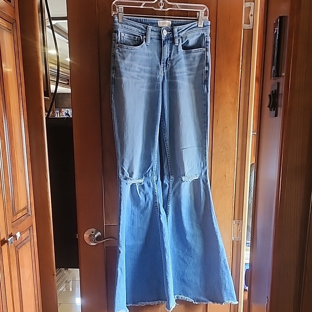 Shyanne Super Flare Distressed Western Jeans Size 28 - Picture 4 of 15